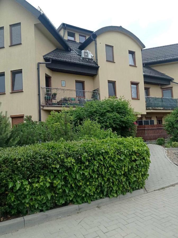 Apartament Herberta Oborniki Śląskie Zewnętrze zdjęcie
